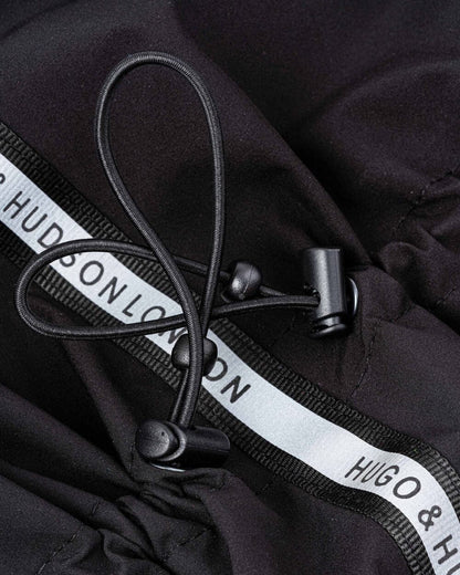 Jacheta cu elemente reflectorizante